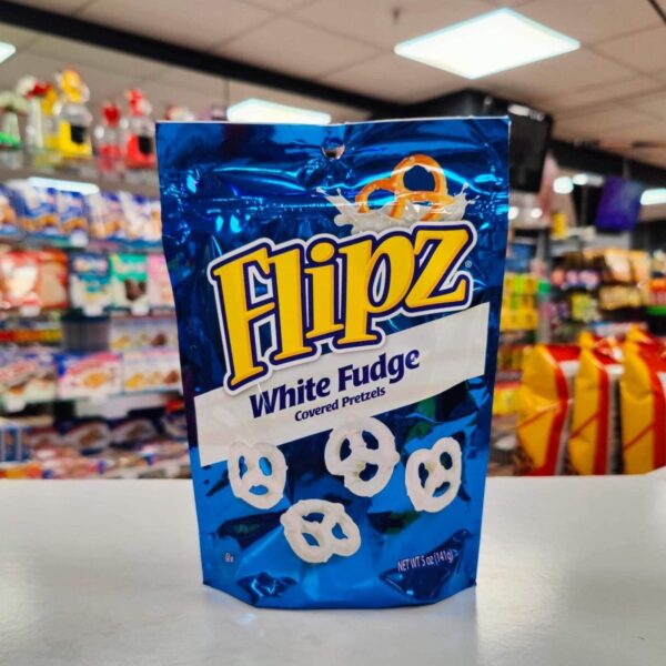 Flipz White Fudge Covered Pretzels 141g Bag - Image 4