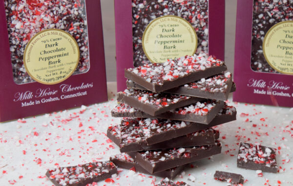 House Brand Chocolate Bark Dark Chocolate with Peppermint 200g Bag