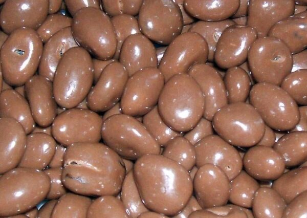House Brand Chocolate Covered Raisins 1kg Bulk Bag - Image 2