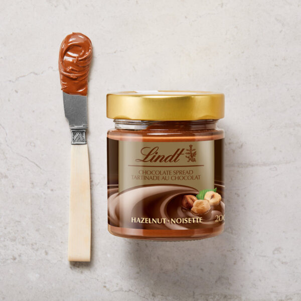 Lindt Hazelnut Milk Chocolate Spread Creamy 200g Jar - Image 3